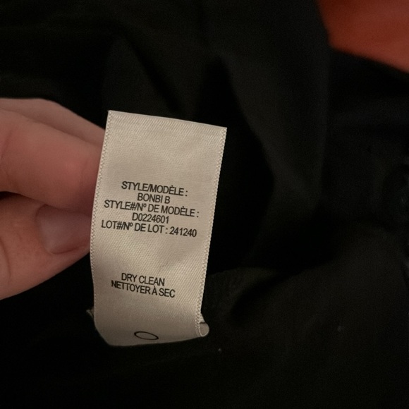 Theory black dress with a zipper in the front. Size 8 - Picture 4 of 4